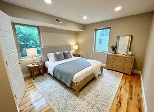 443 Wiota St in Philadelphia, PA - Building Photo - Building Photo