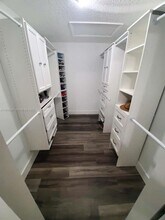 1268 NW 52nd Way in Deerfield Beach, FL - Foto de edificio - Building Photo