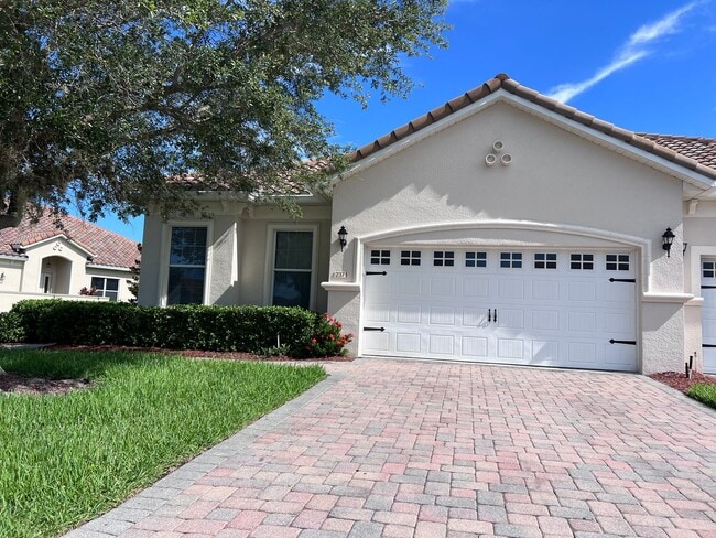 property at 2371 Painter Ln