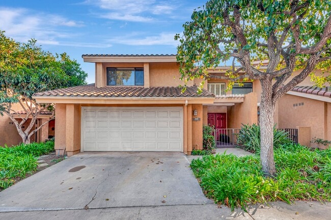 property at 2559 Caminito Muirfield