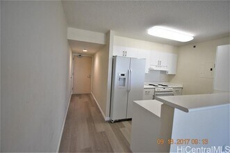 1448 Young St in Honolulu, HI - Building Photo - Building Photo