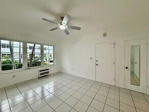 610 12th St, Unit 5 in Miami Beach, FL - Foto de edificio - Building Photo