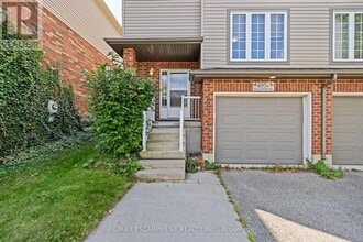 695 Wild Ginger Ave in Waterloo, ON - Building Photo - Building Photo