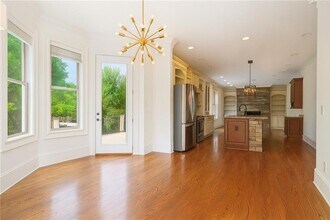 3426 Jamont Blvd in Alpharetta, GA - Foto de edificio - Building Photo