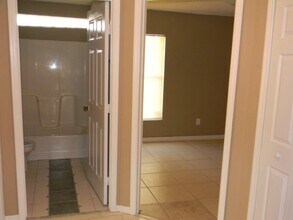 5208 Regal Oak Cir in Orlando, FL - Building Photo - Building Photo