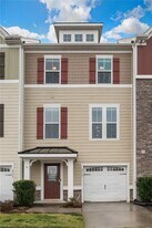 4319 Saltmarsh Ln in Chesapeake, VA - Building Photo