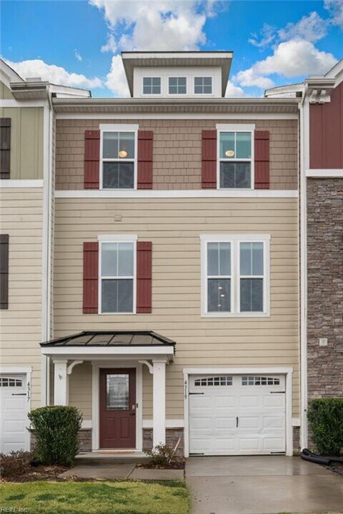 4319 Saltmarsh Ln in Chesapeake, VA - Building Photo