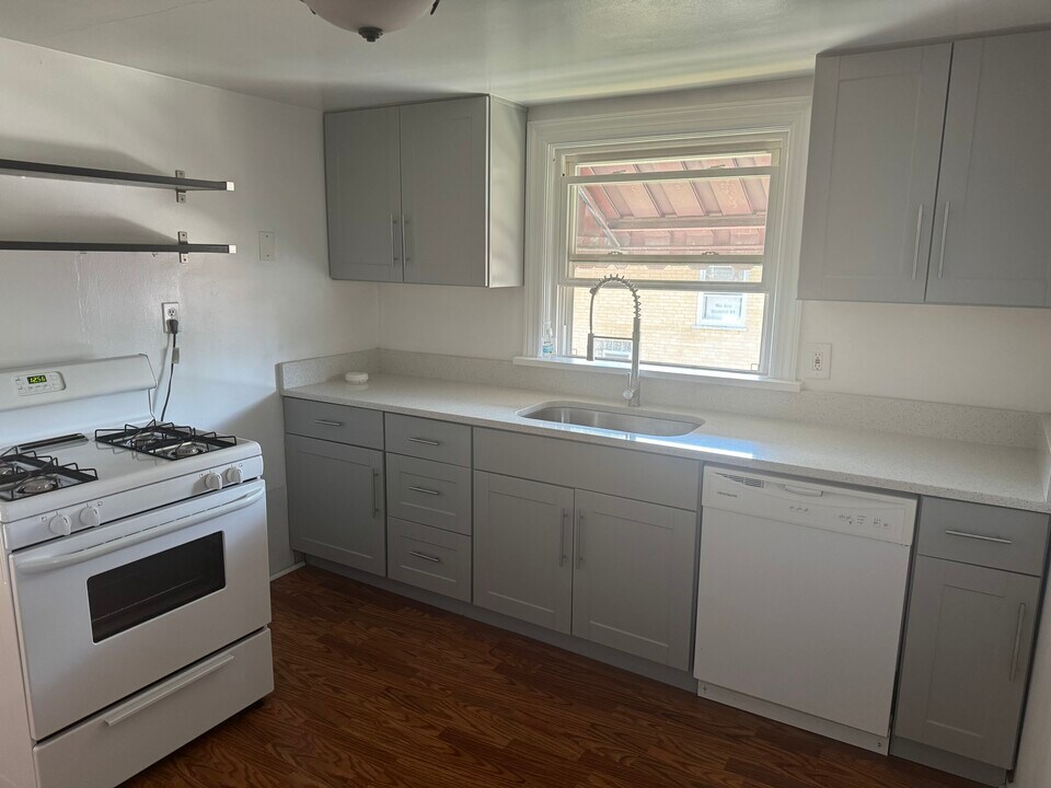 1107 Hannah Ave, Unit Apt # 2 in Forest Park, IL - Building Photo