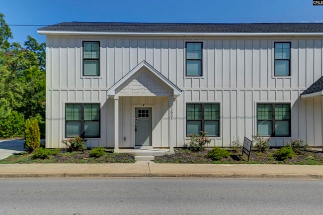 property at 2035 Rosewood Dr