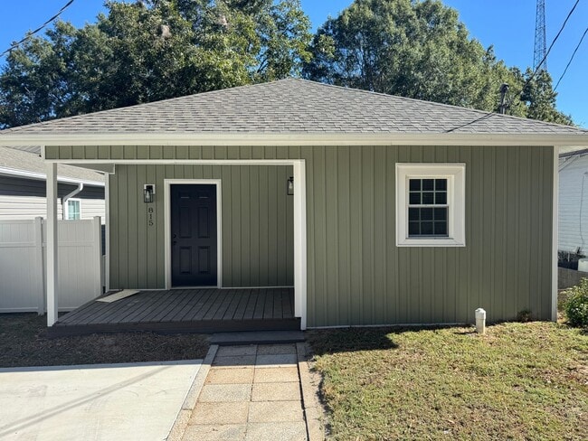 property at 813-815 Belleview Ave