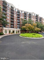 3401 38th St NW in Washington, DC - Building Photo