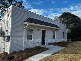 215 Cotton Grove Rd in Lexington, NC - Building Photo