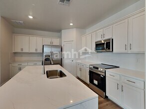 12323 W Burruel Crk Ln in Marana, AZ - Building Photo - Building Photo