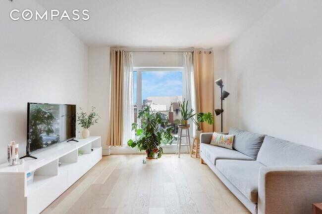 181 18th St-Unit -206 in Brooklyn, NY - Building Photo - Building Photo