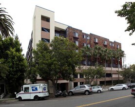 1125 3rd St in Santa Monica, CA - Building Photo - Building Photo