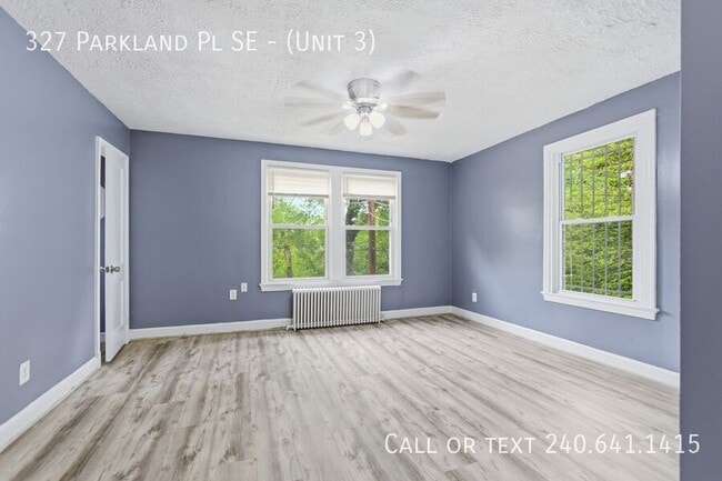 327 Parkland Pl SE in Washington, DC - Building Photo - Building Photo