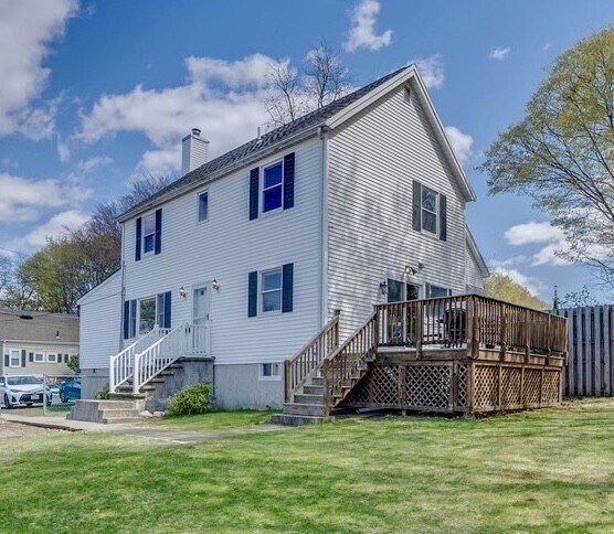 14 Minot St in Woburn, MA - Foto de edificio - Building Photo