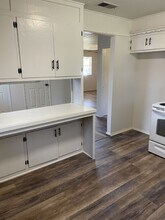 2013 N College Ave in Bethany, OK - Building Photo - Building Photo