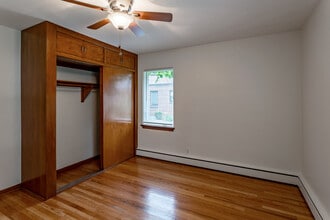 East River Terrace in Minneapolis, MN - Foto de edificio - Interior Photo