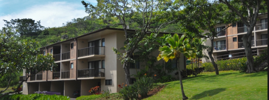 Wa'ahila Faculty Apartments in Honolulu, HI - Building Photo