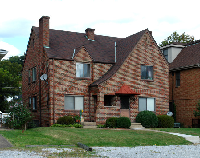 3610 Staunton Ave SE in Charleston, WV - Building Photo - Building Photo