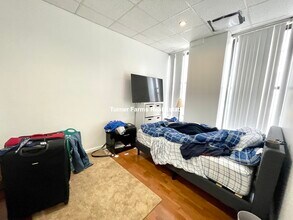 72 Kneeland St, Unit 502 in Boston, MA - Building Photo - Building Photo