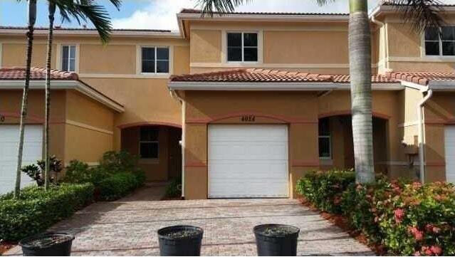 4924 SW 30th Terrace in Fort Lauderdale, FL - Building Photo