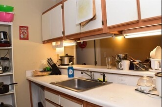 1221 University Ct, Unit 202A in Raleigh, NC - Building Photo - Building Photo