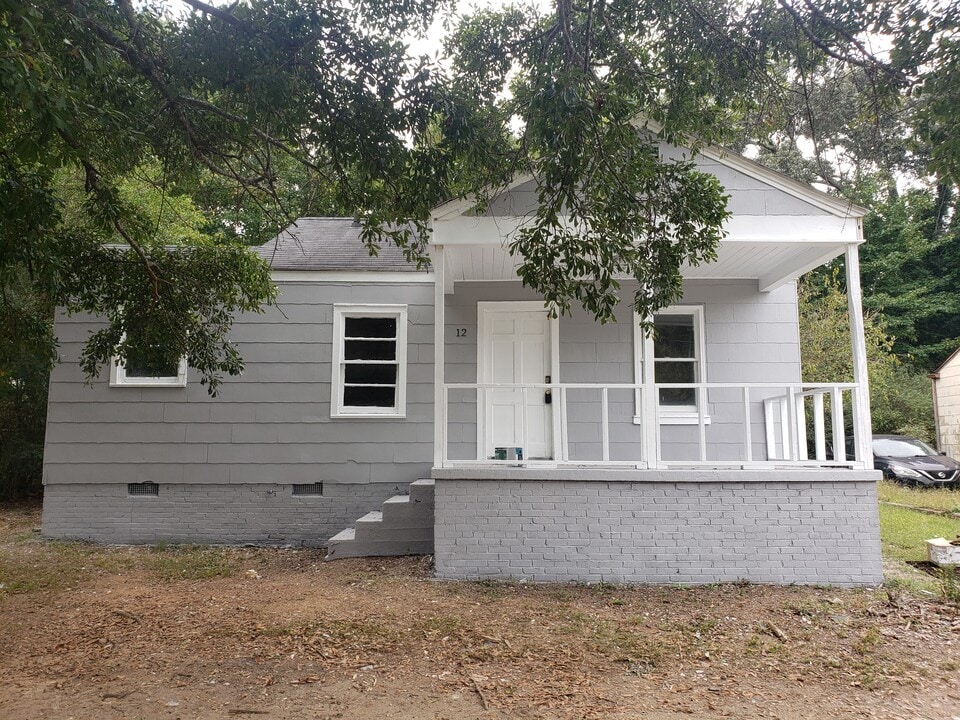 12 Bethuel Church Rd in Greenville, SC - Foto de edificio