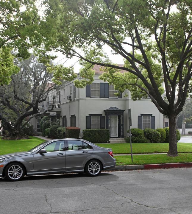 424 N Maple Dr in Beverly Hills, CA - Building Photo