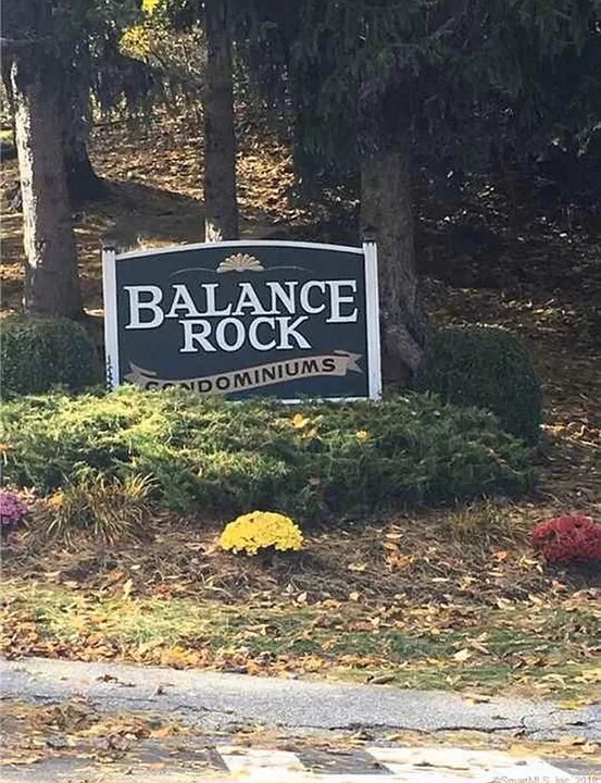 79 Balance Rock Rd in Seymour, CT - Building Photo