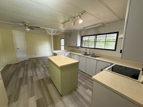 631 Benton Pond Rd in Fremont, NC - Building Photo - Building Photo