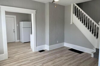 299 S Warren Ave in Columbus, OH - Building Photo - Building Photo