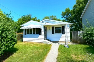 1133 N Tremont St in Indianapolis, IN - Building Photo