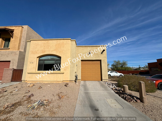 8754 E Perry Park Cir in Tucson, AZ - Building Photo - Building Photo