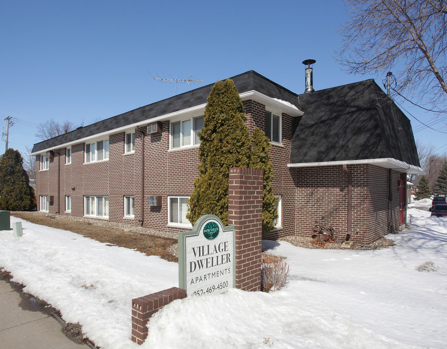 Village Dweller Apartments in Lakeville, MN - Building Photo