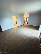 271 Folsom St NW in Warren, OH - Building Photo - Building Photo