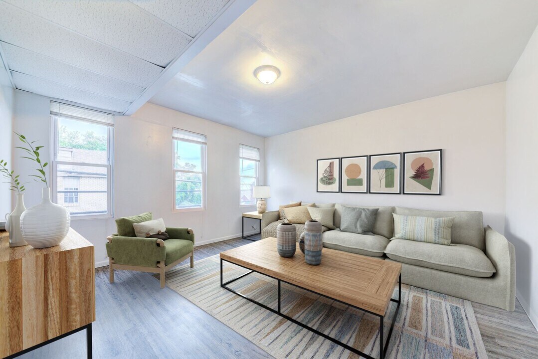 2400 Mission St in Pittsburgh, PA - Building Photo