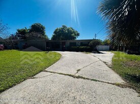 246 Sara Dr in Jacksonville, FL - Building Photo