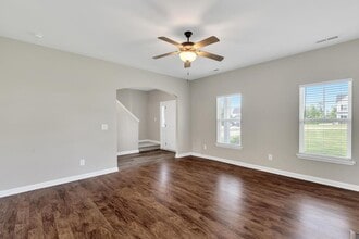 211 Purple Martin Dr in Hubert, NC - Building Photo - Building Photo