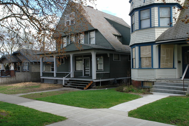 1907 W 3rd Ave in Spokane, WA - Foto de edificio - Building Photo