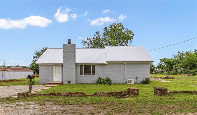property at 841 N Burleson St