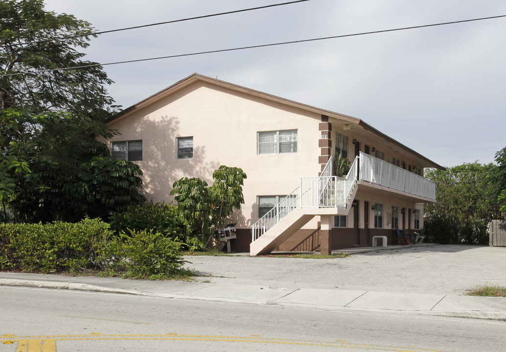 101 NE 4th St in Delray Beach, FL - Building Photo