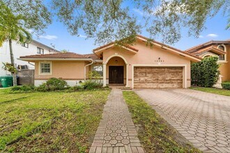 15793 SW 43rd St in Miami, FL - Building Photo - Building Photo