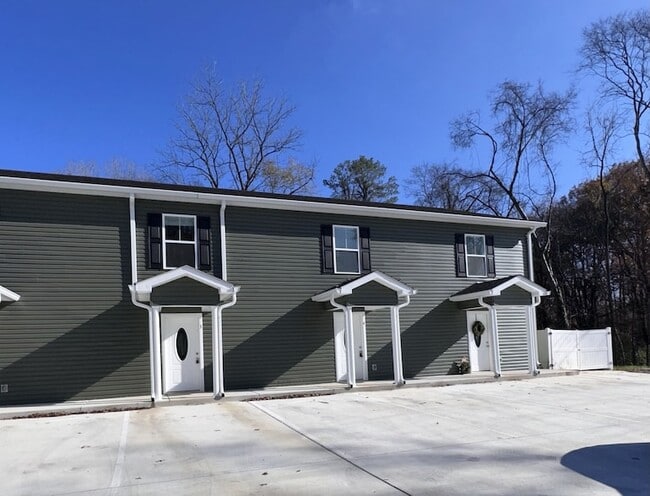 property at 517 Weaver St