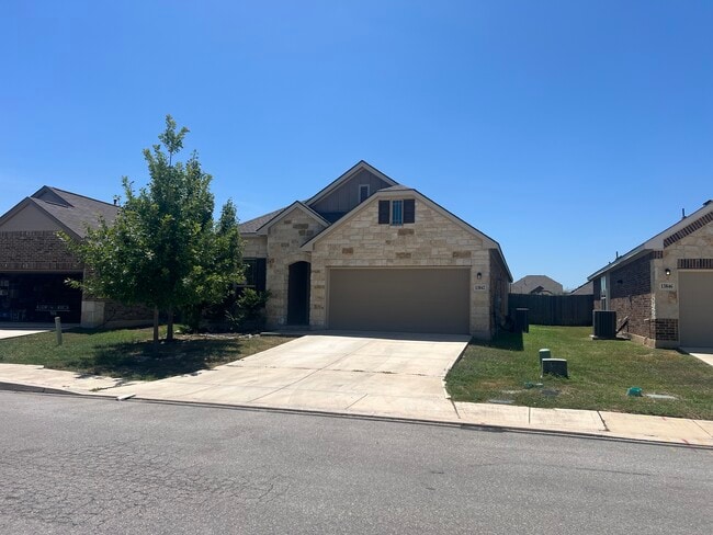 13842 Cohan Way in San Antonio, TX - Building Photo - Building Photo