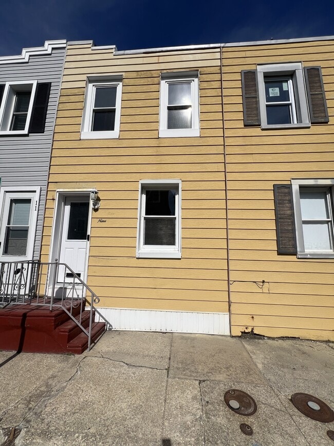 property at 9 Mercer Pl