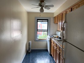 19-16 23rd Ave, Unit 2 in Queens, NY - Building Photo