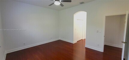 4451 Laurel Pl in Weston, FL - Building Photo - Building Photo