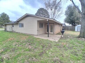 3717 Cranston Ct E in Irving, TX - Building Photo - Building Photo